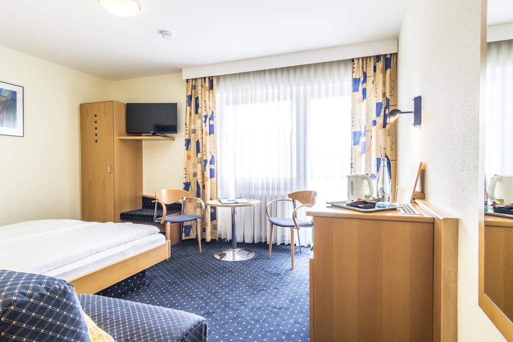 Hotel Garni Oberrhein Rheinfelden  Ruang foto