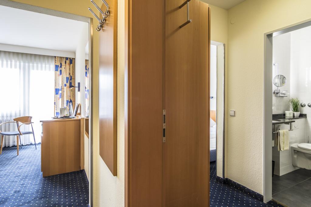 Hotel Garni Oberrhein Rheinfelden  Ruang foto