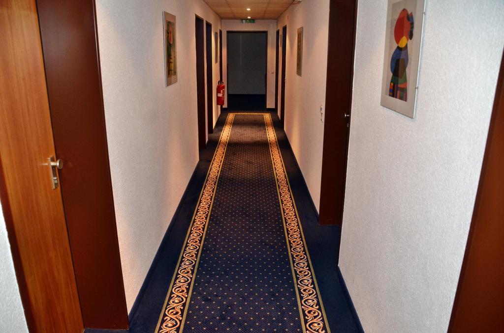 Hotel Garni Oberrhein Rheinfelden  Bagian luar foto